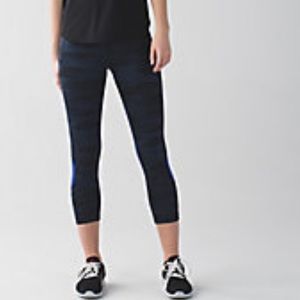 Lululemon Pace Rival Crop Full On Luxtreme